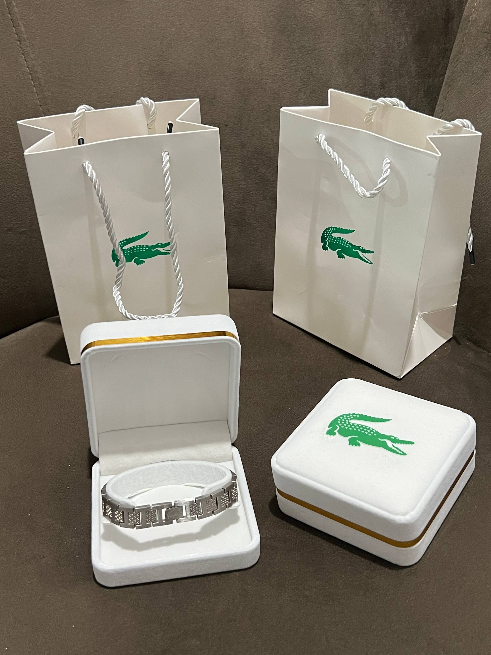 Bracelet gris avec packaging